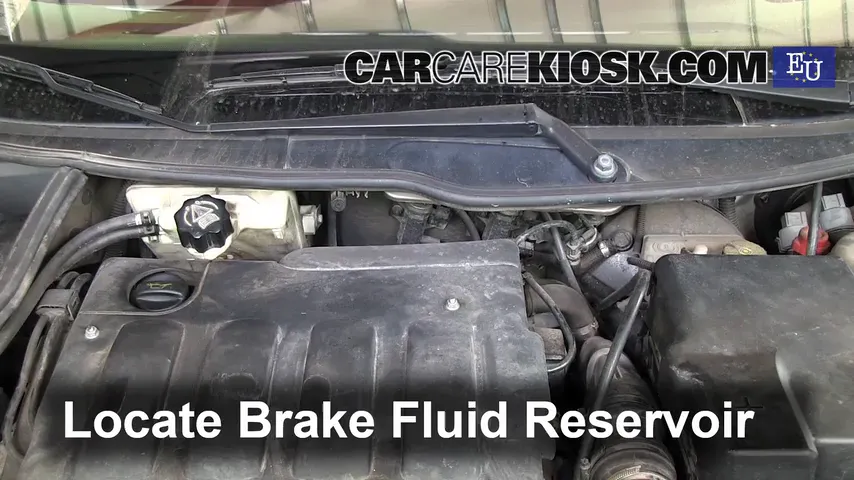 2004 Peugeot 206 XS 2.0L 4 Cyl. Turbo Diesel Brake Fluid